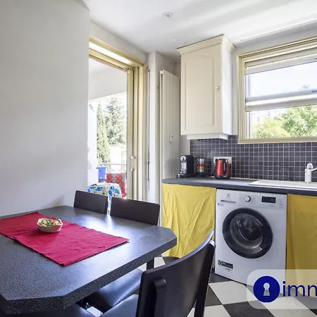 Spacious With Terrace In The Cimiez District Apartament *